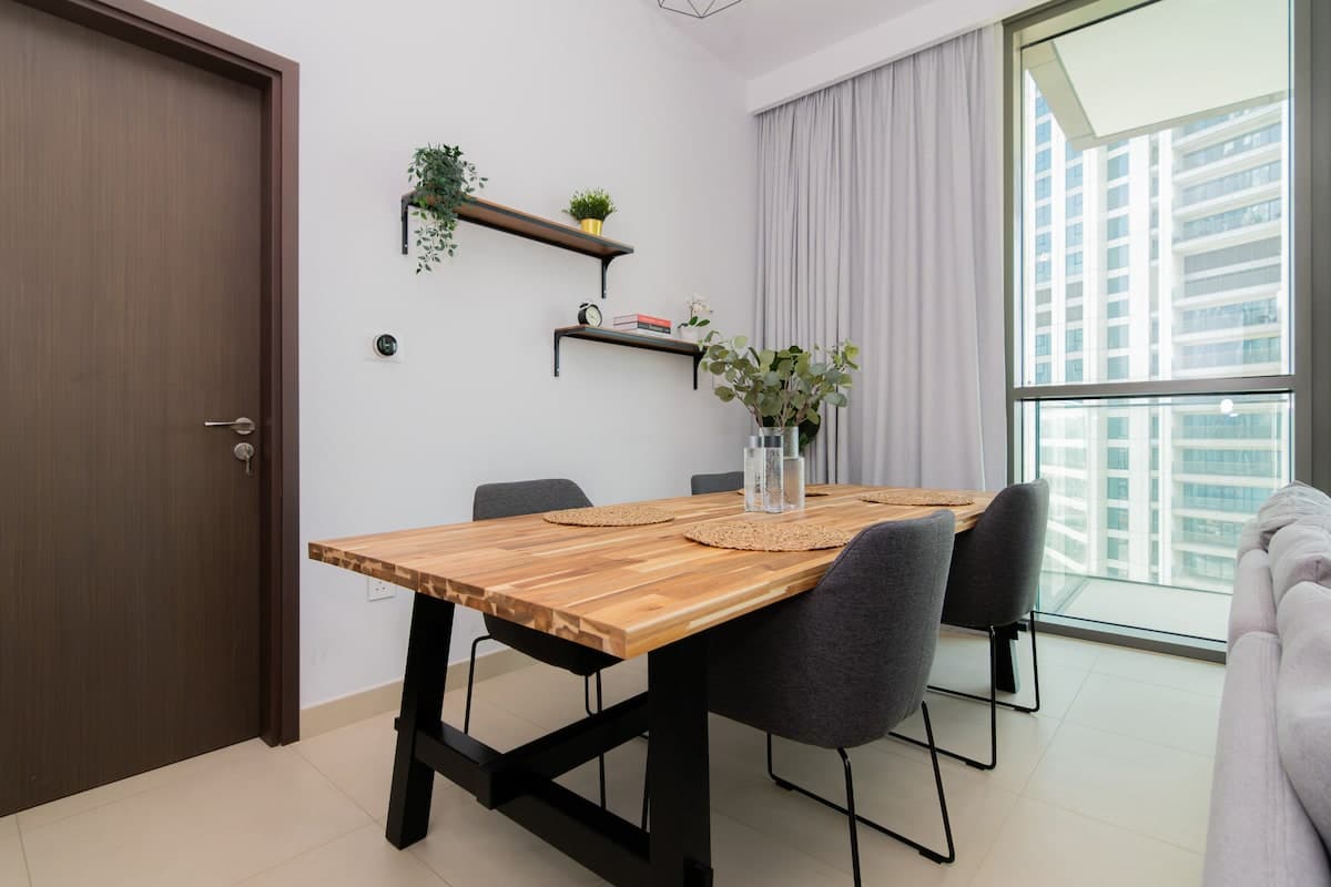 1 Bedroom Furnished Apartment — photo 6