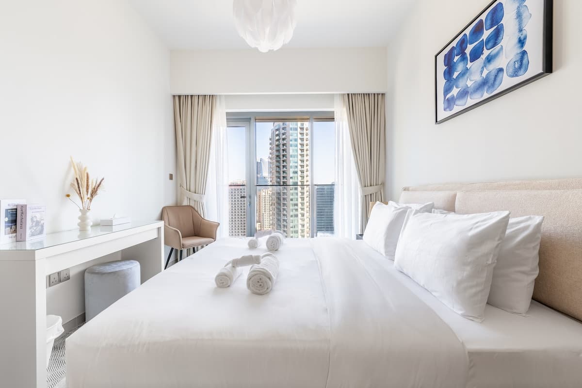 2 Bedroom Furnished Apartment | Burj Royale — photo 2