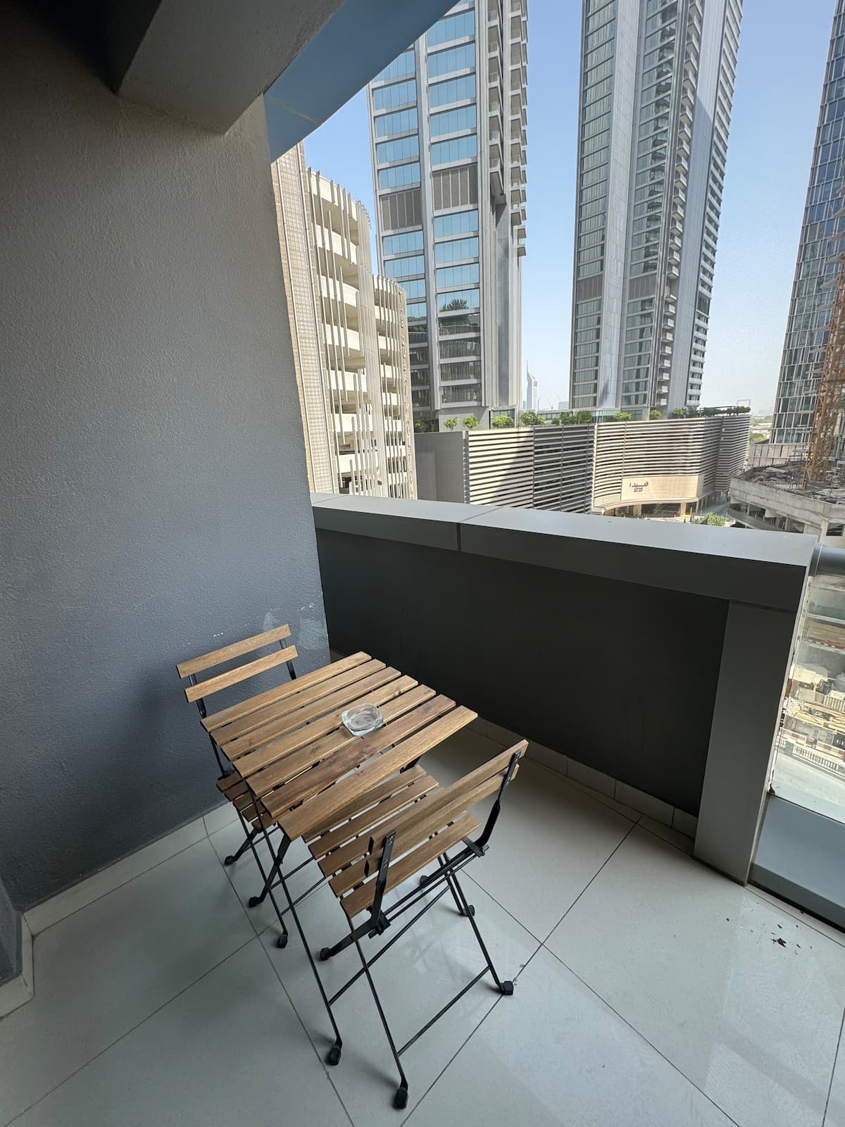 1 Bedroom Furnished Apartment — photo 2