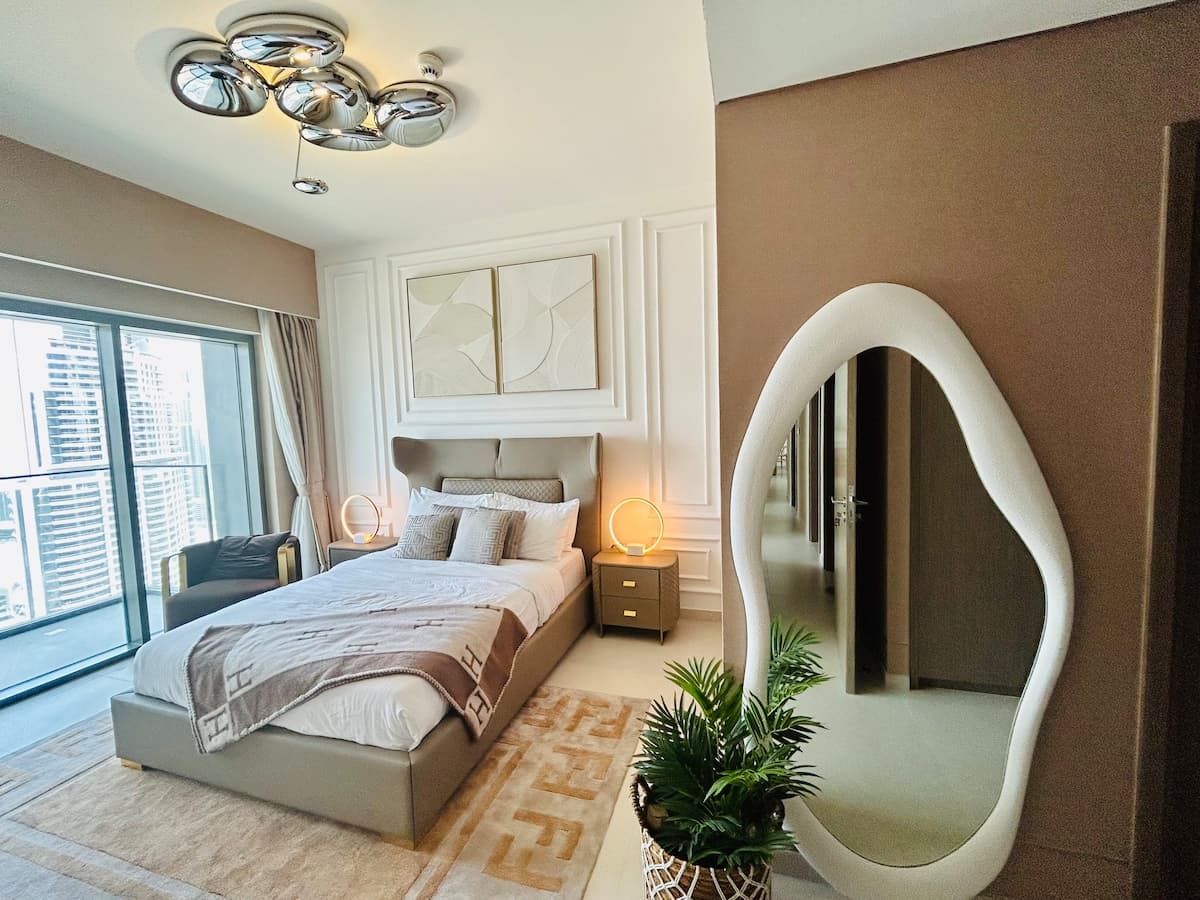 3 Bedroom Furnished Apartment with Burj Khalifa View | Burj Royale — photo 6