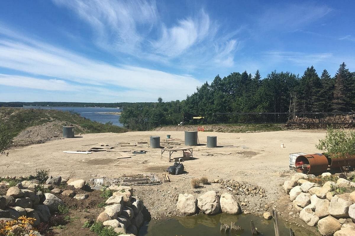 Oak Island, Halifax