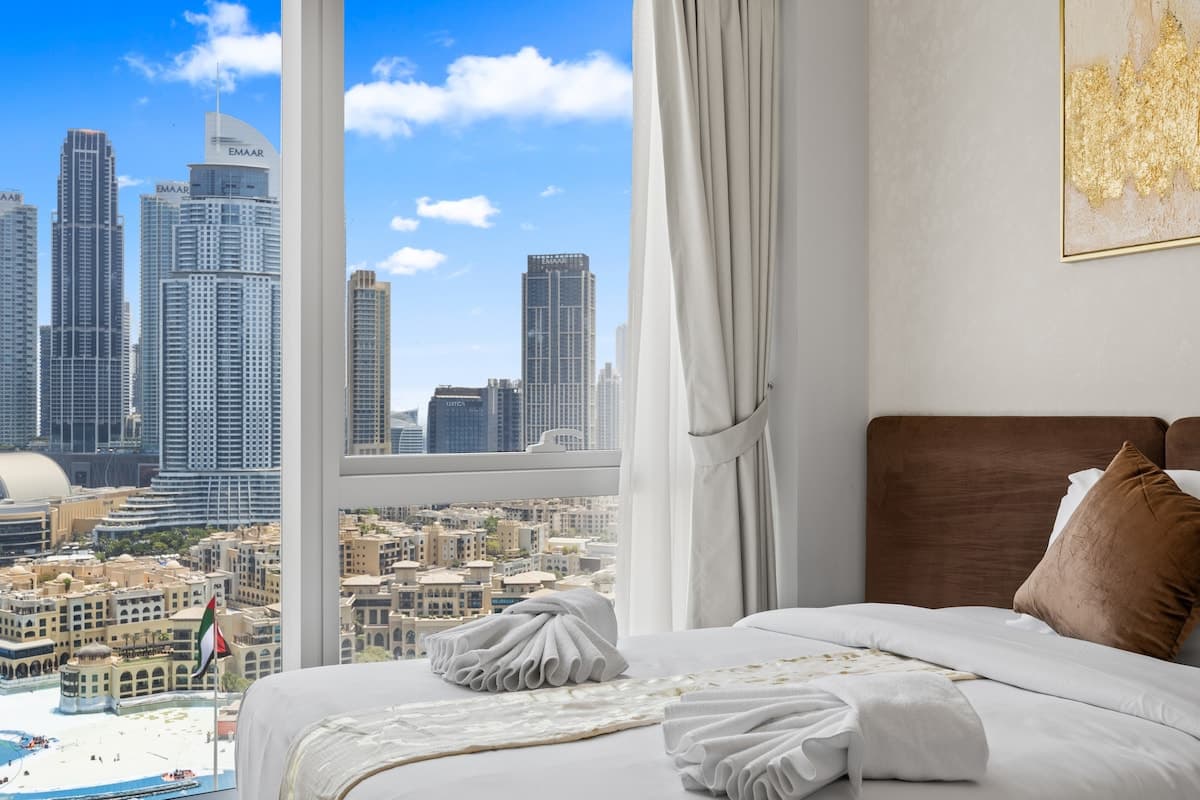 2 Bedroom Furnished Apartment with Fountain View | Grande Signature Residences — photo 4
