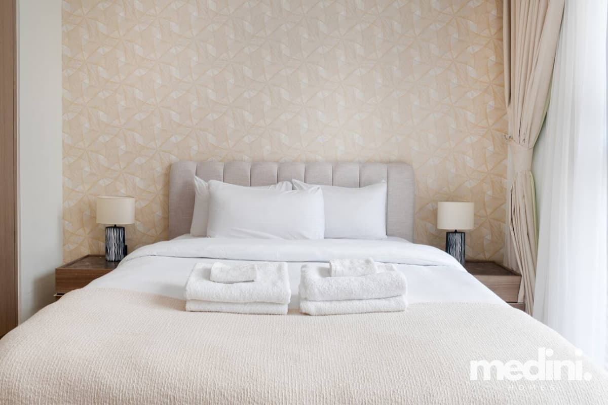 1 Bedroom Furnished Apartment | Act One / Act Two — photo 8