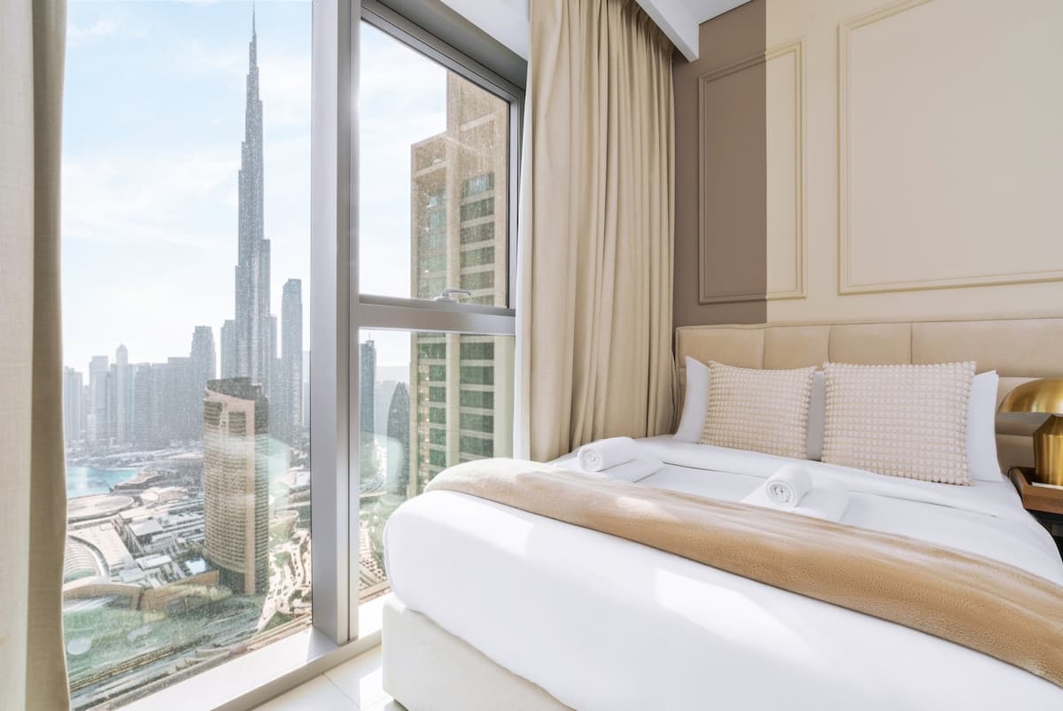 2 Bedroom Furnished Apartment with Burj Khalifa & Fountain View | Downtown Views II — photo 2