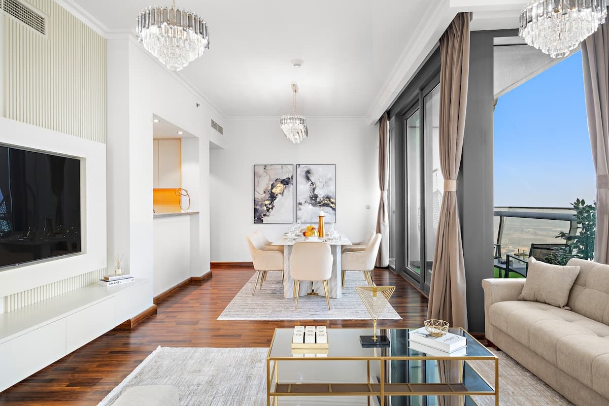4 Bedroom Waterfront Apartment, Sleeps 11 | Burj Vista — photo 7