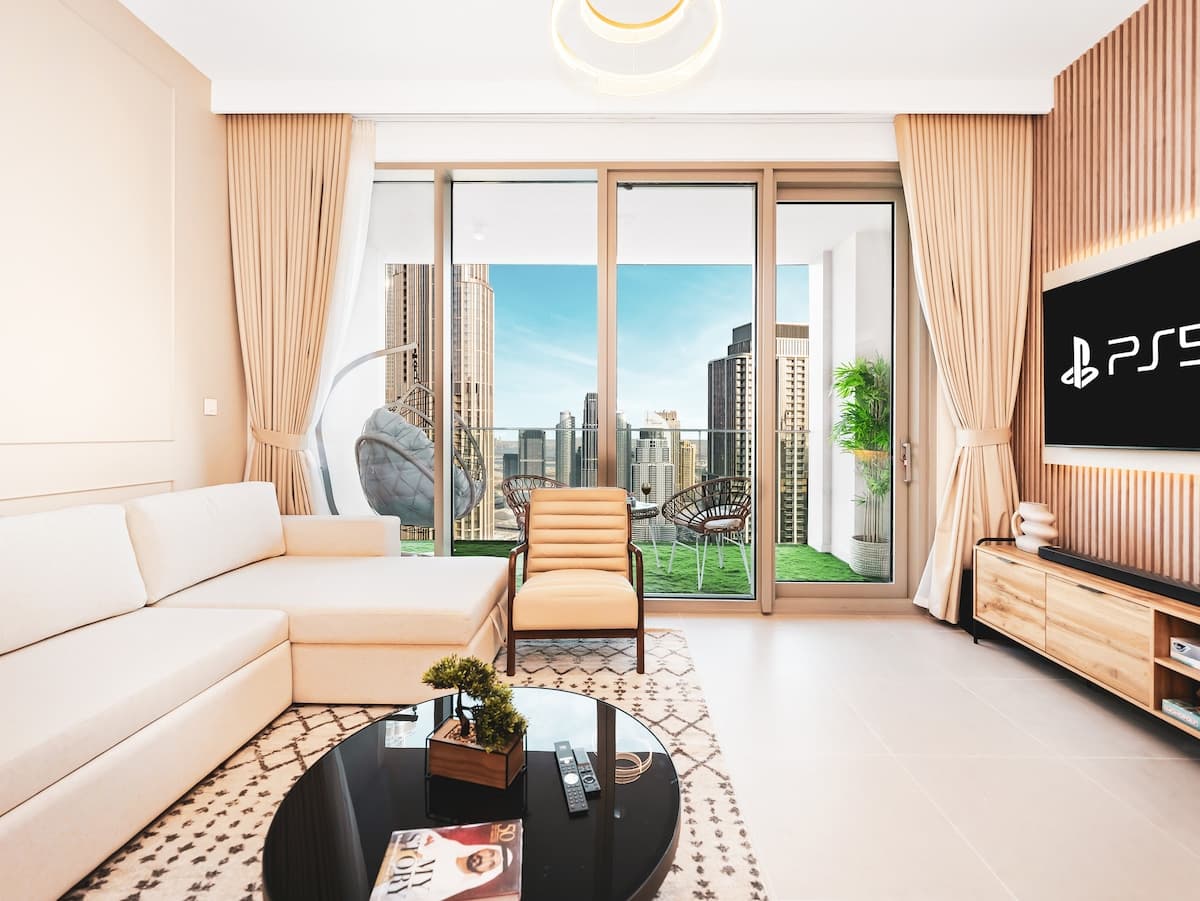 4 Bedroom Furnished Apartment with Burj Khalifa And Fountain View | Forte Towers — photo 8