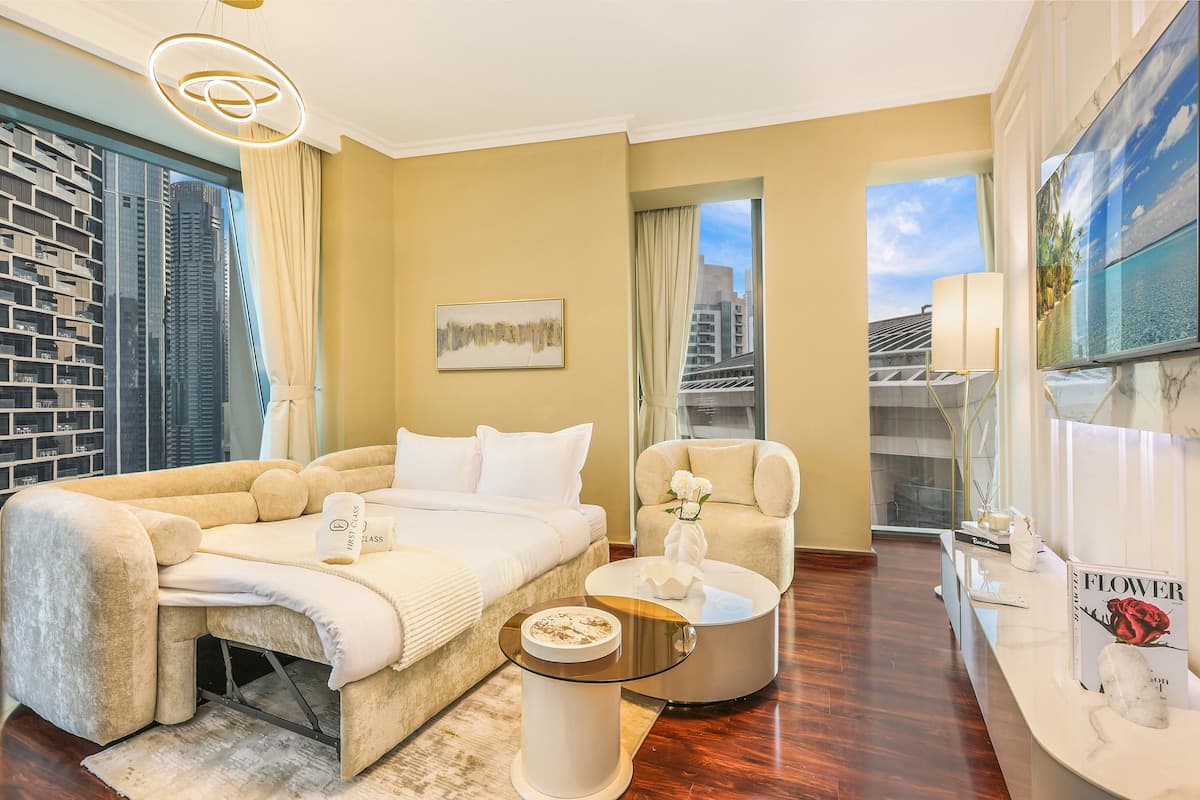 3 Bedroom Furnished Apartment with Burj Khalifa & Fountain View | Burj Vista — photo 7