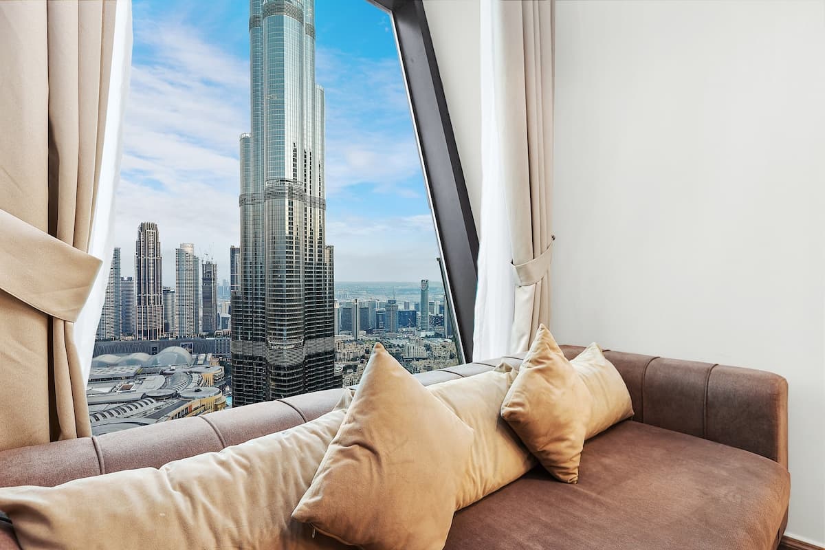 3 Bedroom Furnished Apartment with Fountain View | Burj Vista · II — photo 7