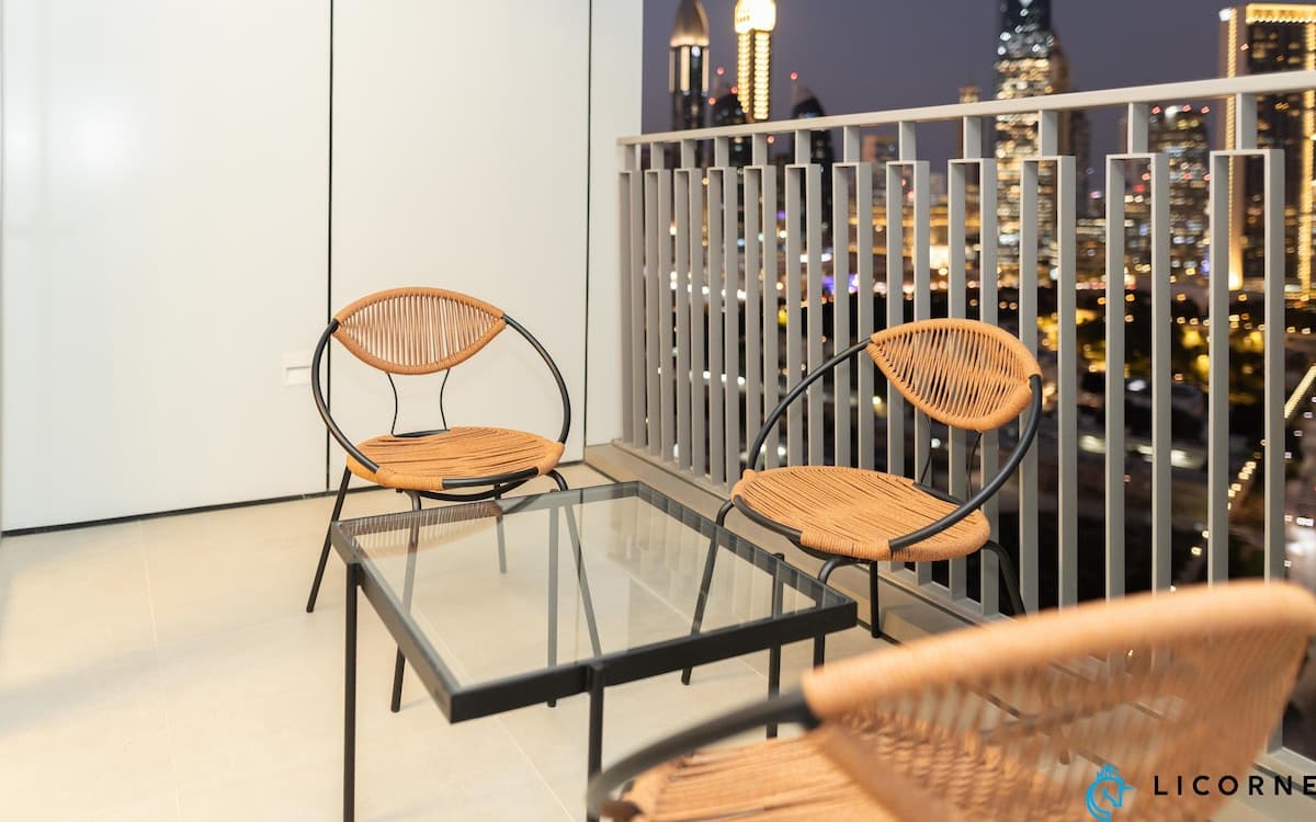 2 Bedroom Furnished Apartment | Downtown Views II — photo 2