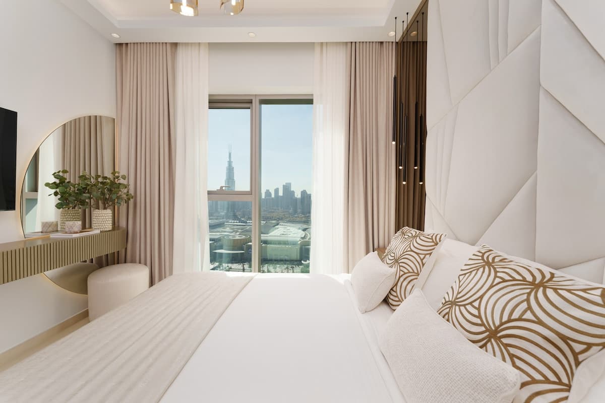 2 Bedroom Furnished Apartment with Burj Khalifa View | Downtown Views II · II — photo 6