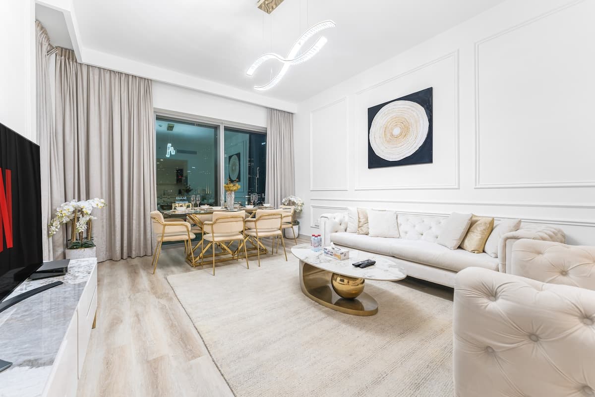 2 Bedroom Furnished Apartment | Downtown Views II — photo 8