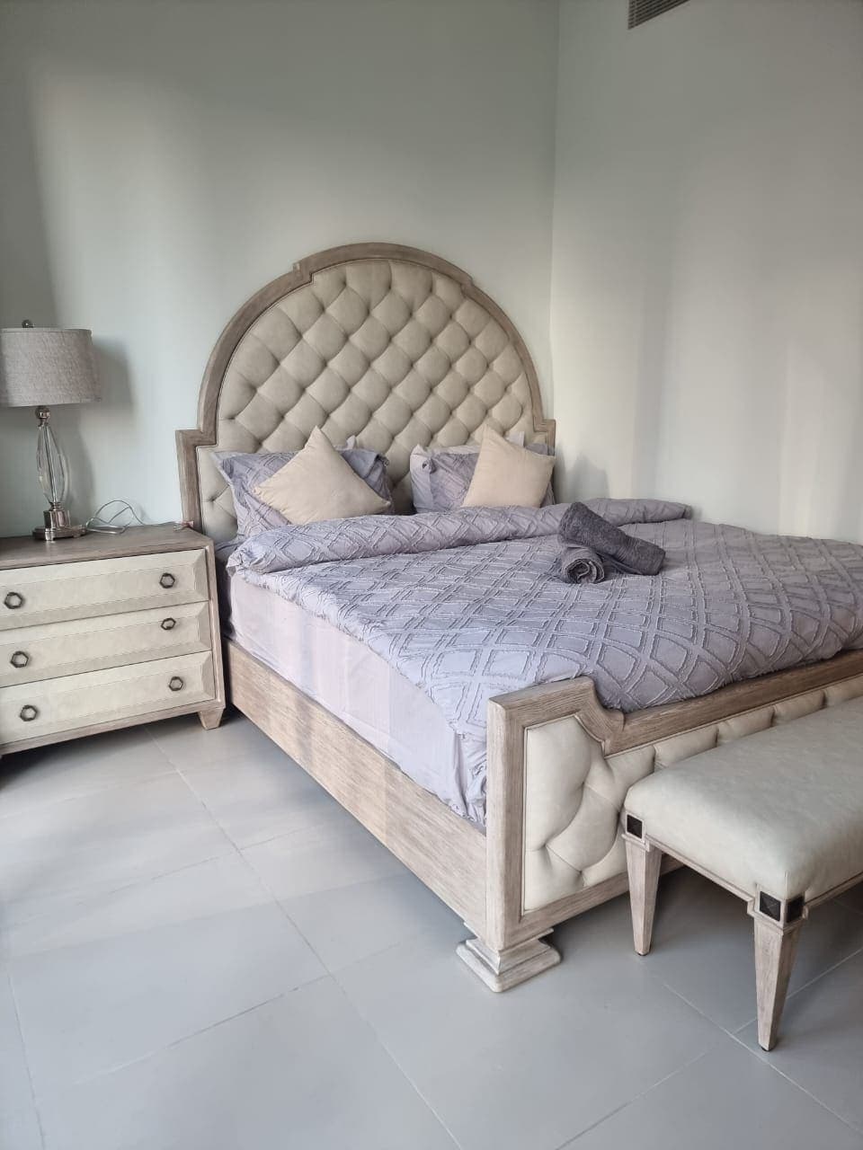 2 Bedroom Furnished Apartment | Act One / Act Two — photo 8