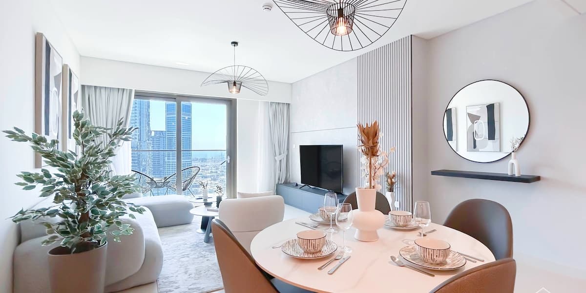 2 Bedroom Furnished Apartment | Burj Crown — photo 4