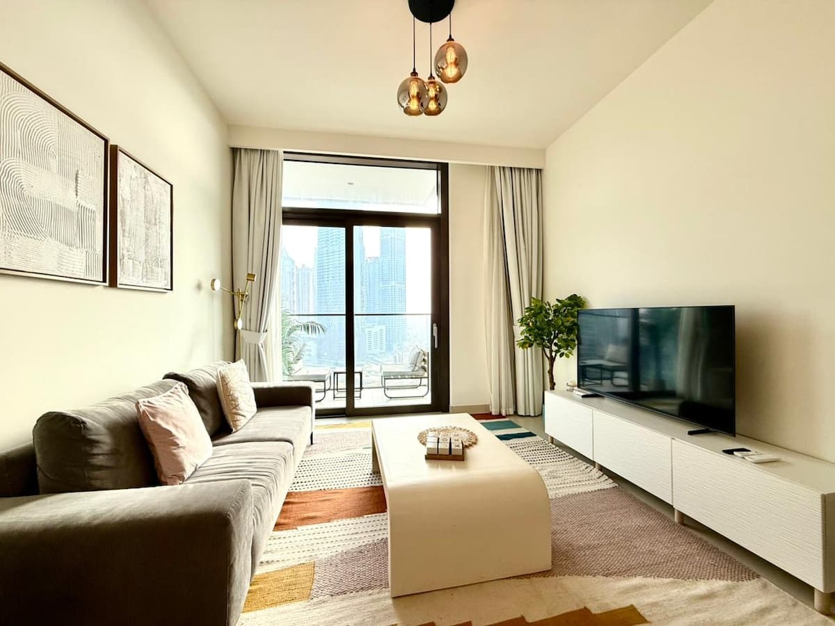 1 Bedroom Furnished Apartment | Burj Crown — photo 5