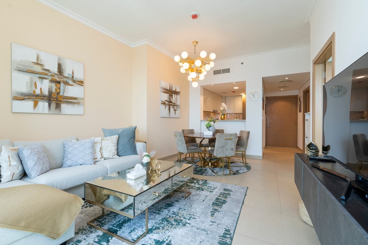 1 Bedroom Furnished Apartment with Full Burj Khalifa View | Burj Vista · II — photo 3