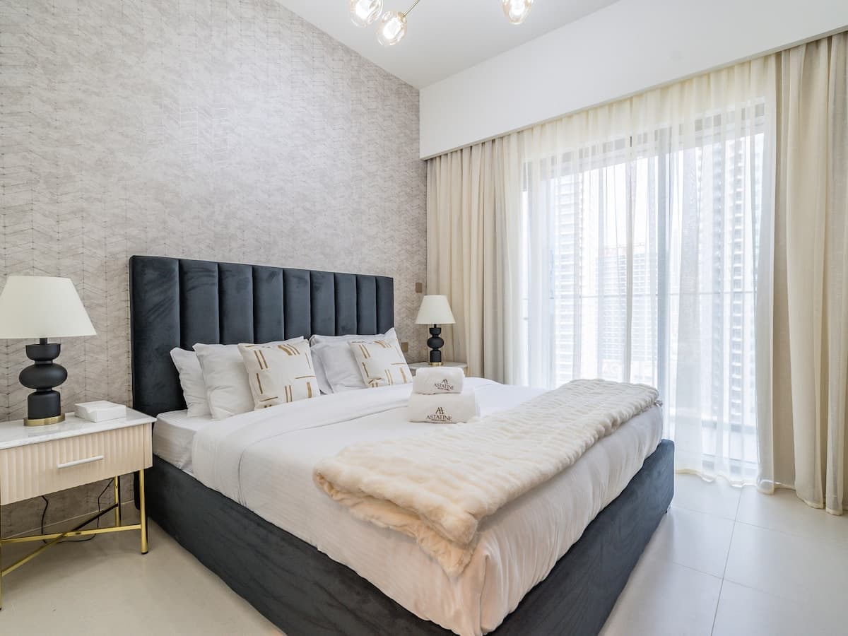 1 Bedroom Furnished Apartment | Burj Royale — photo 2