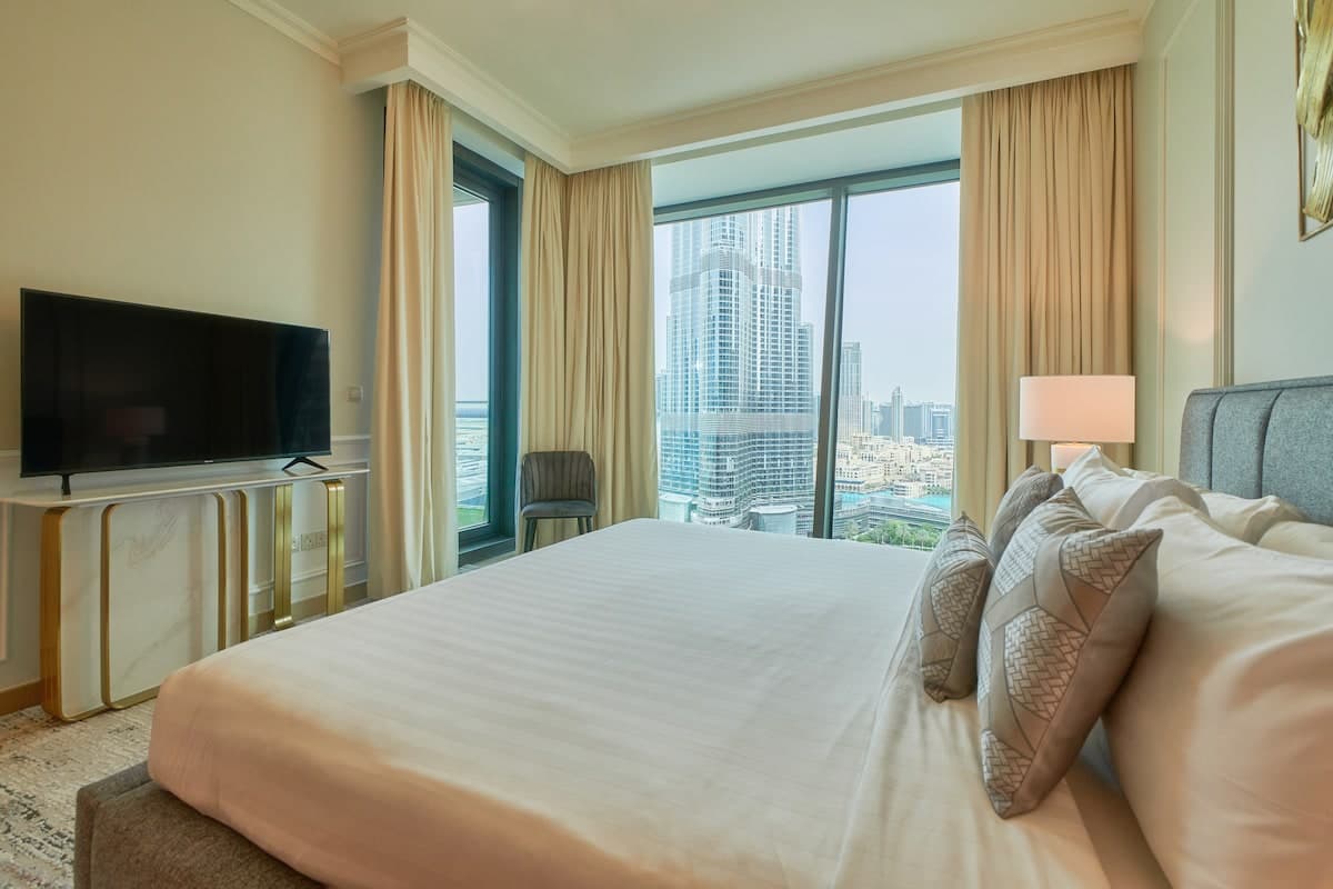 1 Bedroom Furnished Apartment with Burj Khalifa View | Burj Vista — photo 3