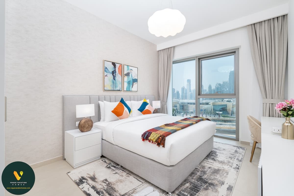 4 Bedroom Furnished Apartment | Downtown Views II · II — photo 4