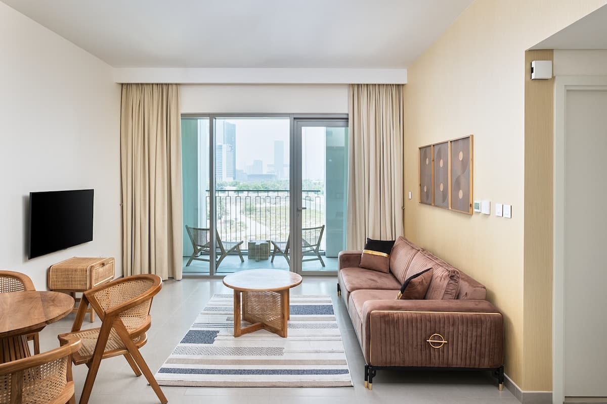 2 Bedroom Furnished Apartment with Downtown View | Downtown Views II · II — photo 7