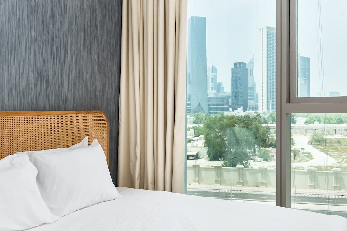 2 Bedroom Furnished Apartment with Downtown View | Downtown Views II · II — photo 5