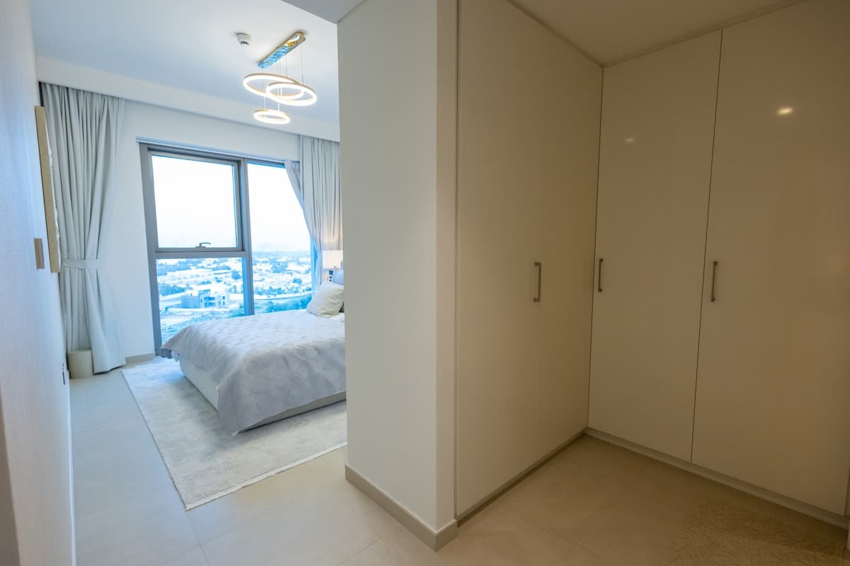 2 Bedroom Furnished Apartment | Downtown Views II — photo 7