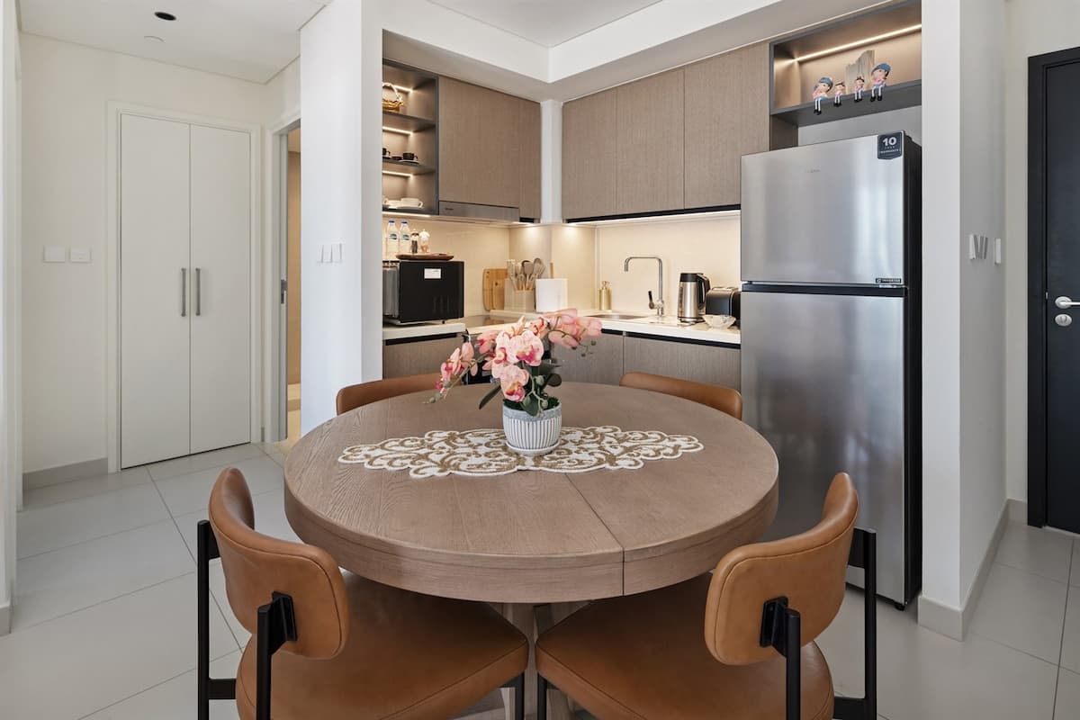 1 Bedroom Furnished Apartment | Burj Crown — photo 5