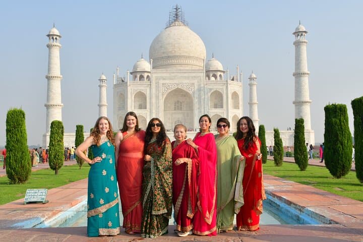 Taj Mahal tour with a photographer and guide, Agra