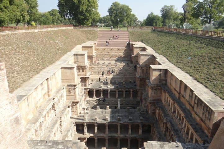 Modhera Sun Temple and Rani Ki Vav tour from Ahmedabad, Ahmedabad