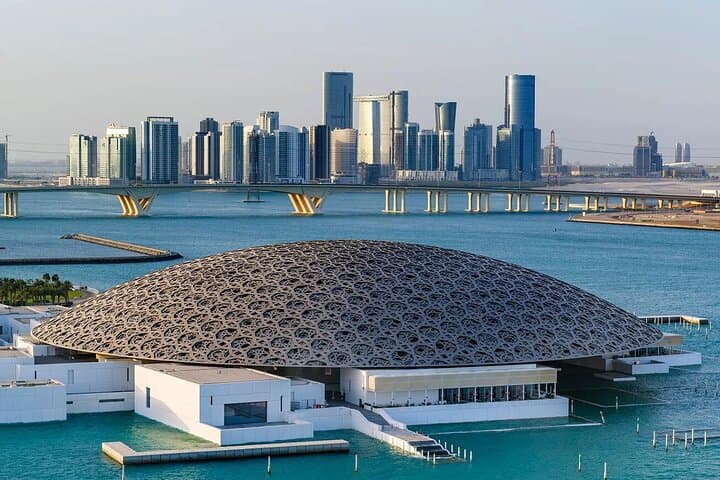 Full-day Abu Dhabi sightseeing tour with car and guide — Day trips things to do in Ajman