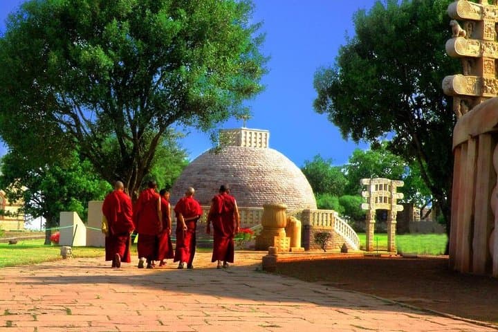 Full-day private tour of Sanchi and Udayagiri caves from Bhopal, Bhopal