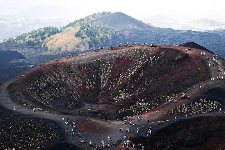 Private tour of Etna and Winery Visit with Food and Wine Tasting from Taormina, Catania