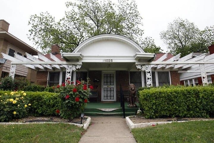 JFK assassination tour including Oswald Rooming House, Dallas