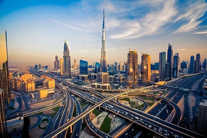 Private luxury Dubai tour with skip-the-line Burj Khalifa access
