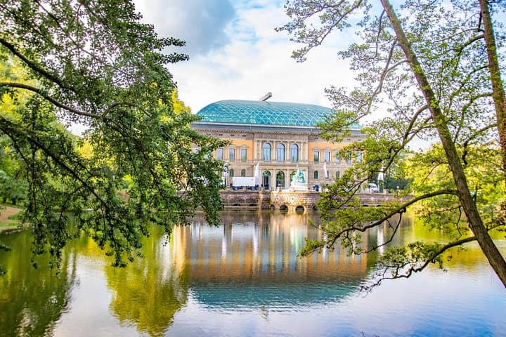 Discover Dusseldorf’s most Photogenic Spots with a Local, Dusseldorf