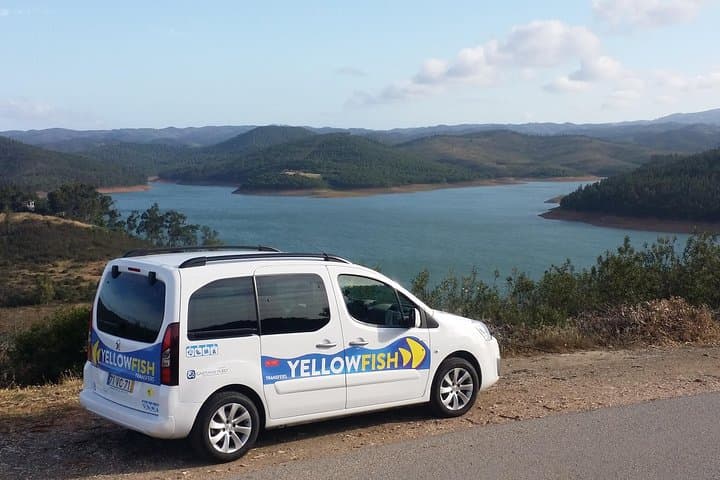 Faro airport - Albufeira: Private Return Transfer, Faro