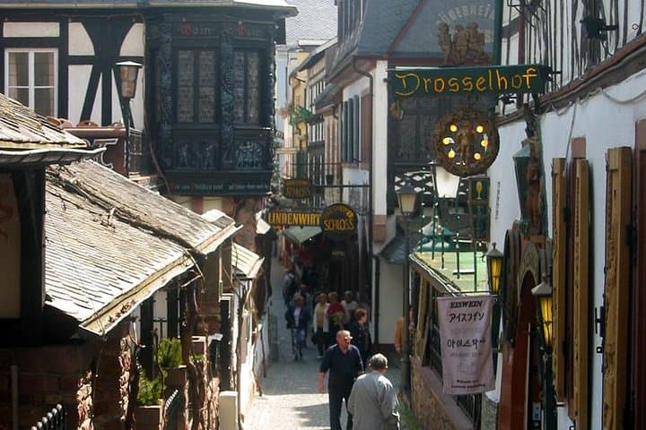 Fairytale Rüdesheim and Monastery Eberbach Tour, Frankfurt