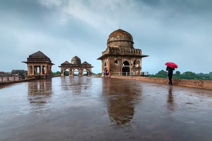 3-day private tour of Jyotirlinga temples and Mandu from Indore, Indore
