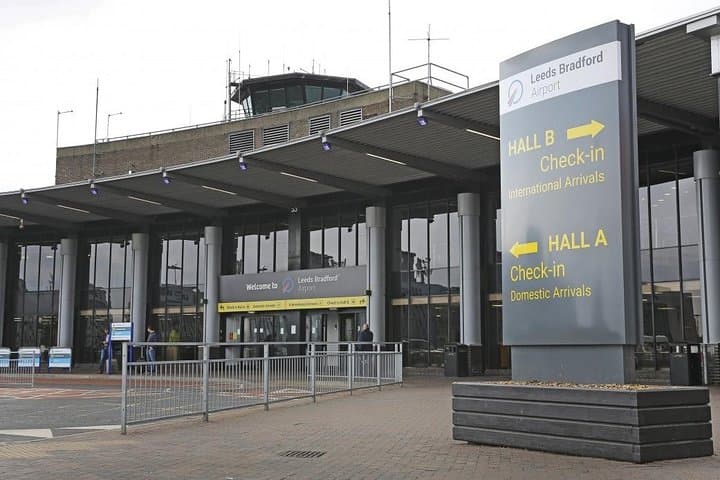 Private Leeds Bradford Arrival Transfer - Airport to Hotel / Accommodation, Leeds