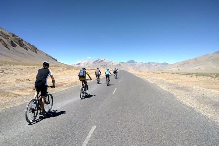 Nine-day private cycling tour from Manali to Leh, Manali
