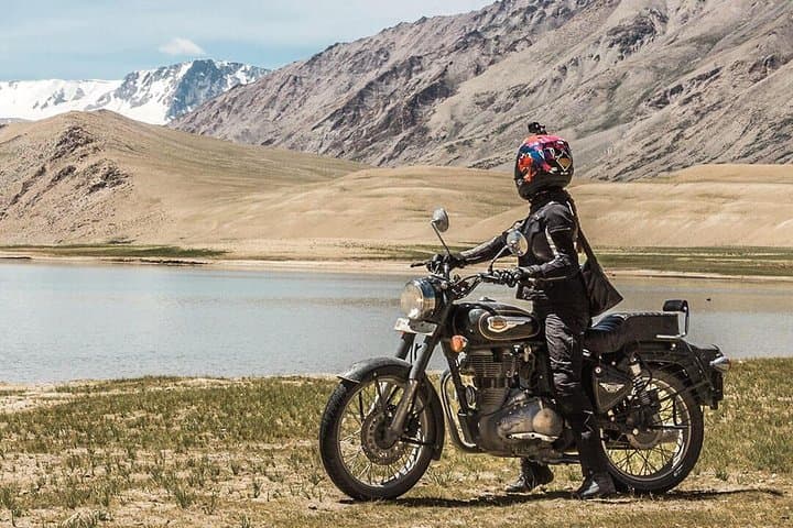 Bike rental in Manali for single or multiple days, Manali