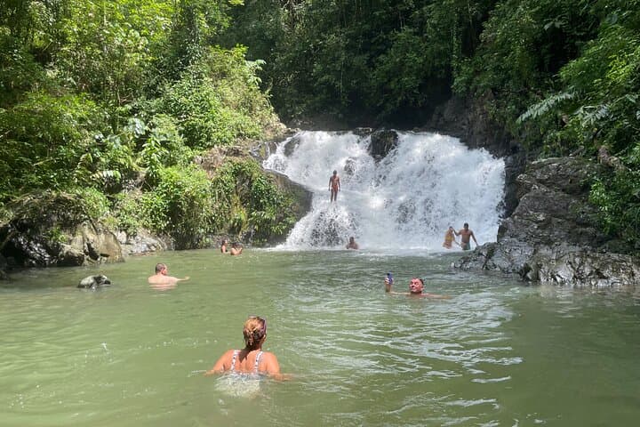 Panama City Visit an Indian town Embera and waterfall with lunch, Panama City
