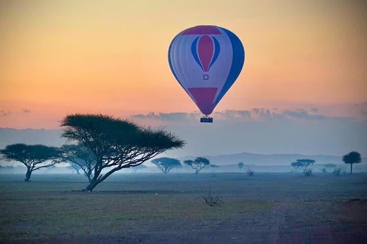 Hot air balloon flight over Ras Al Khaimah — Adventure things to do in Ras Al Khaimah
