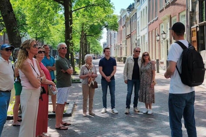 Delft City Walk, The Hague