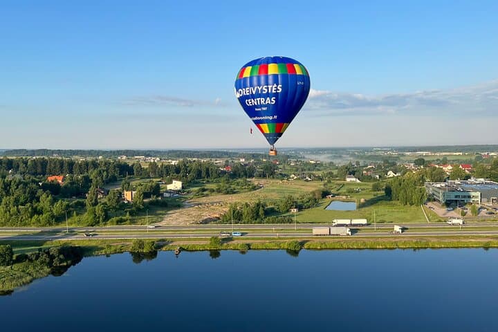 Hot air balloon flight Vilnius, Trakai with Transfer & Shampagne, Vilnius