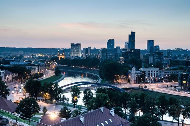 Private Custom Walking Tour with a Local Guide in Vilnius, Vilnius