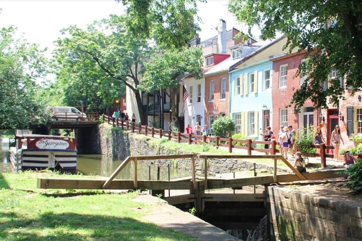 Historic Georgetown walking tour with expert guide, Washington DC
