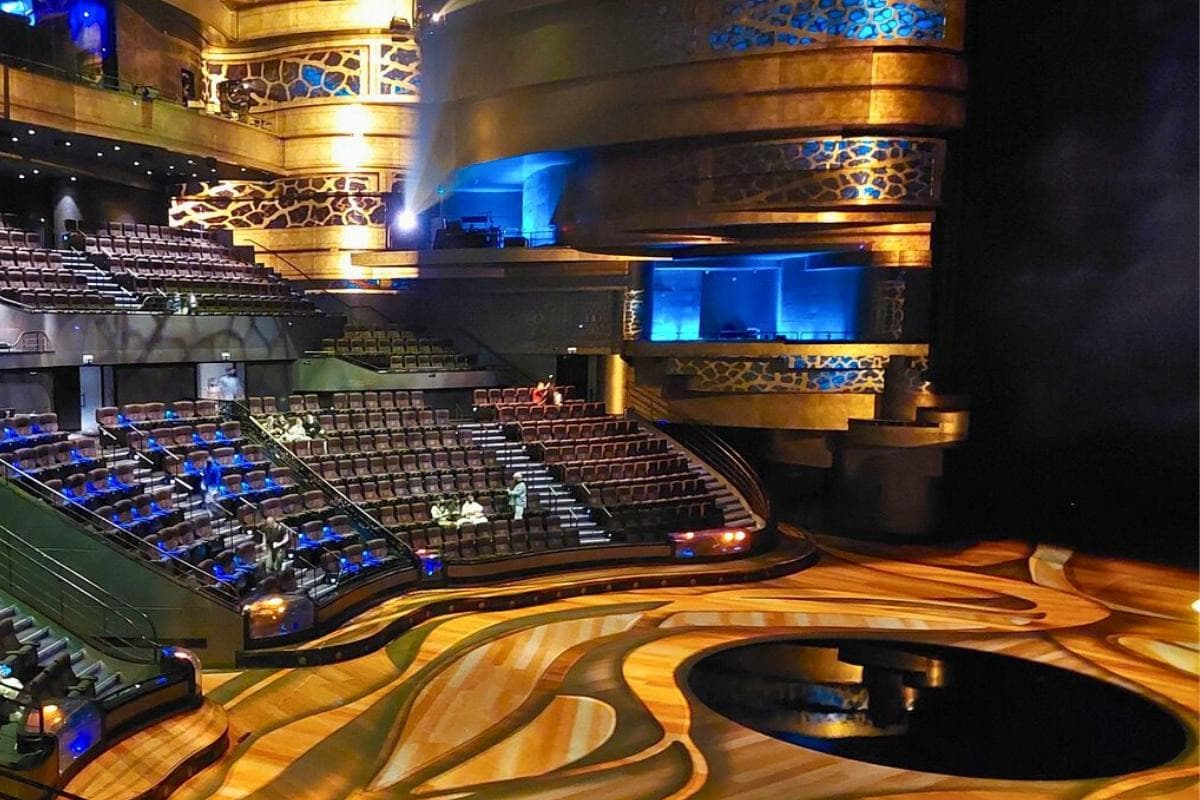 La Perle By Dragone — places to visit in Dubai